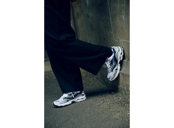 Wave Rider 10 Hvit/Mørk Blå 9,5 Eksklusiv sneaker 