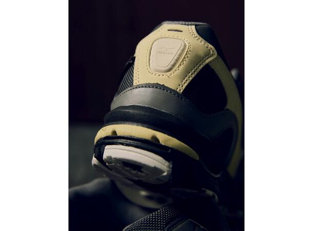 Wave Rider 10 Cordura Sort/Grå 7,5 Ikoniske sneakers 